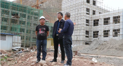 吴应海调研海螺水泥和新建县中学建设项目